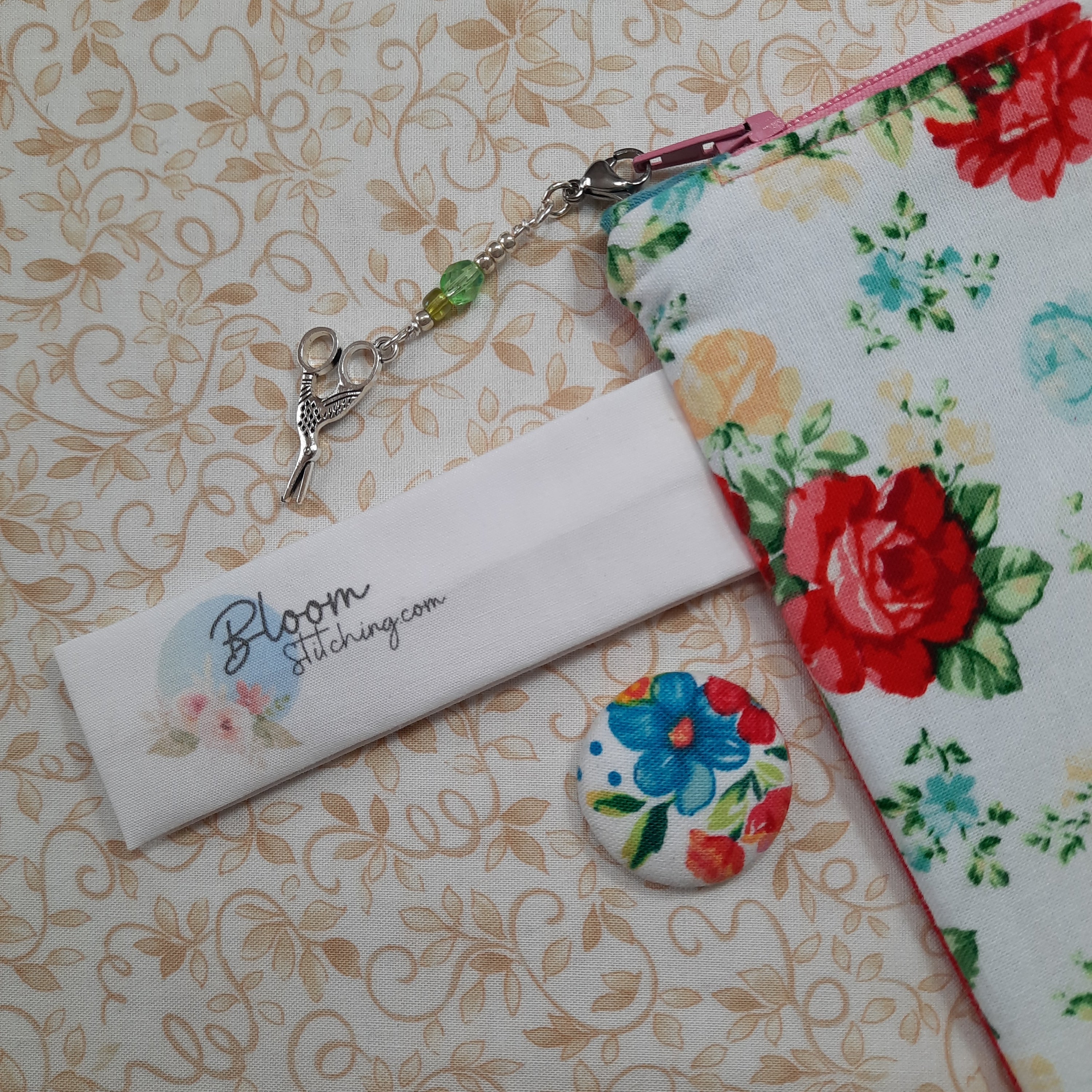 Cross Stitch Project Bag & Needle Minder - Pioneer Woman - Small